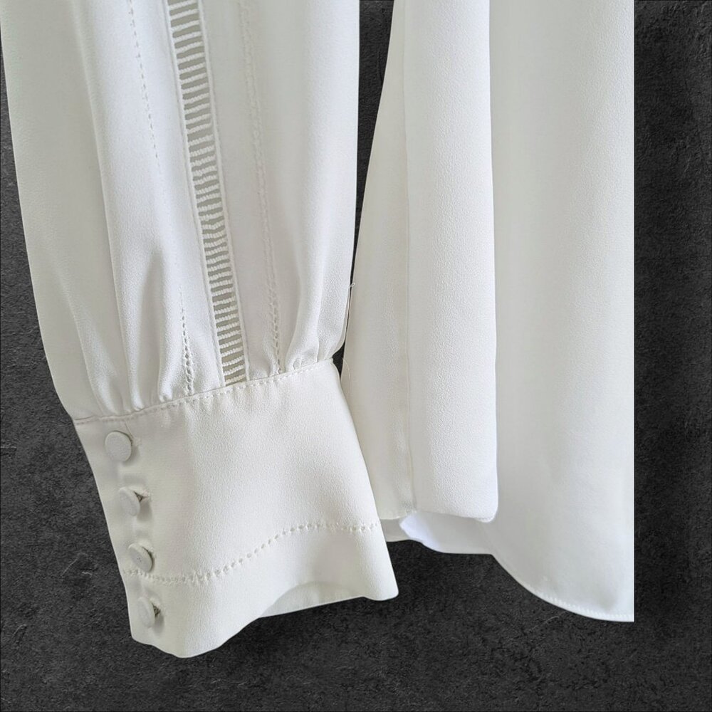 WHBM Size 4 Keyhole Blouse Shirt Boho Long Sleeve Cutout Detail Ecru White